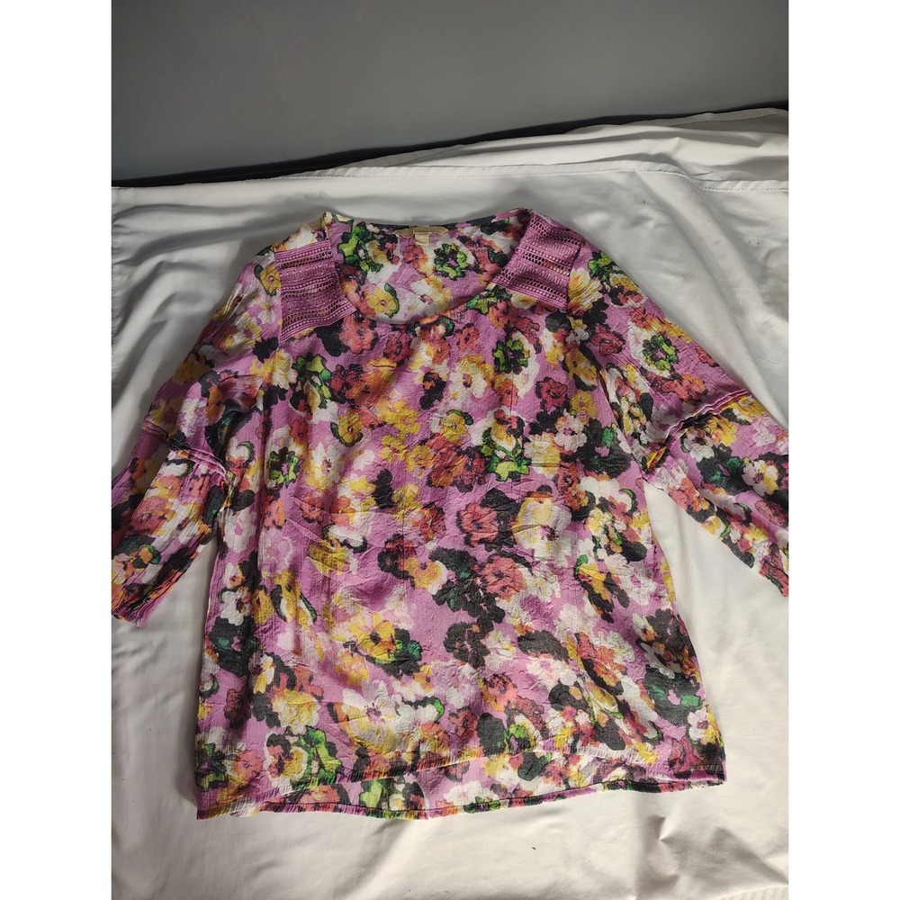 Hope & Harlow Pink Floral Crochet Shoulder 3/4 Sleeve Blouse Medium